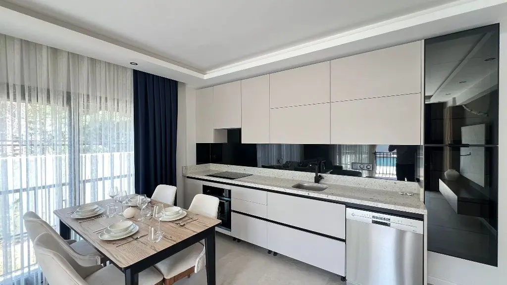 Fitted kitchen